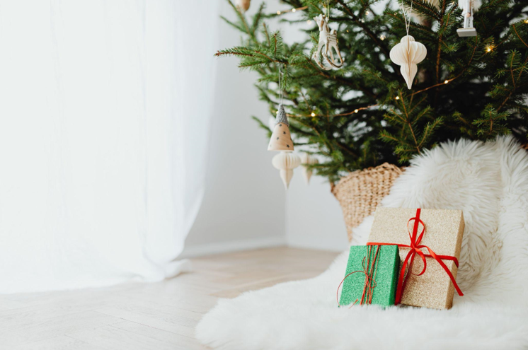 The Benefits of Using Artificial Christmas Trees: A Guide for Eco-Friendly Decor